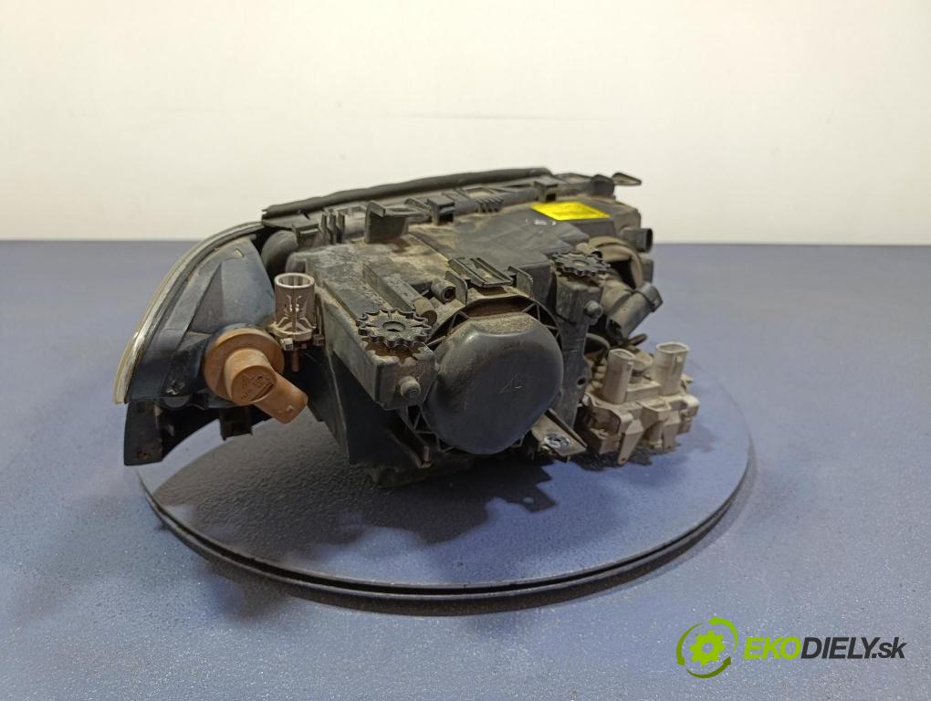 Bmw Seria 3 2003 světlo Levý: 0301177271