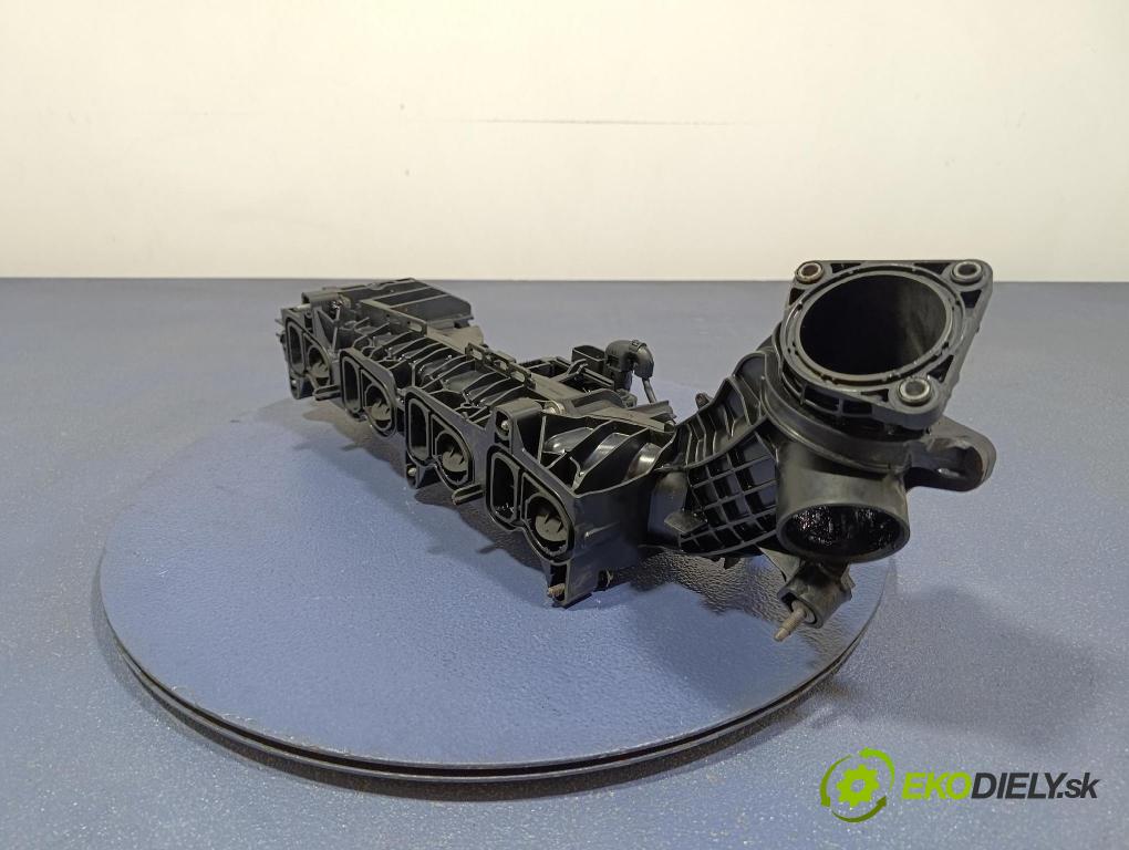 Toyota Verso 2015 potrubí Sání: 8573104