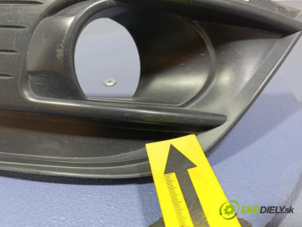 Citroen C4 picasso 2009 lišta narazník 9680403877