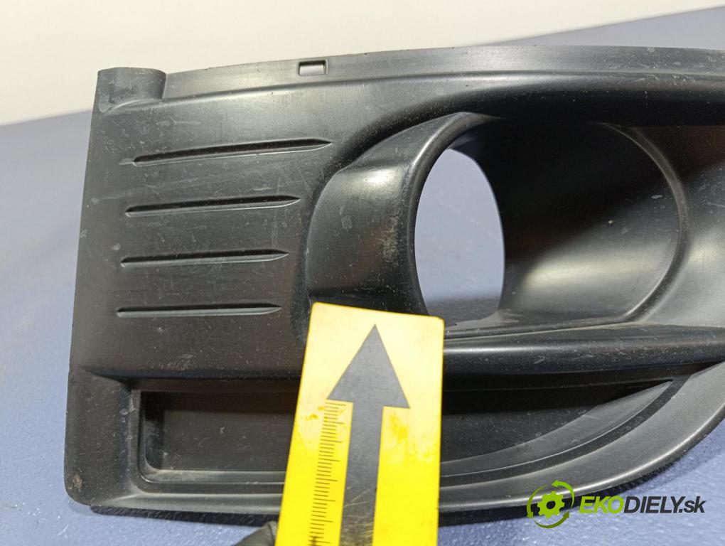 Citroen C4 picasso 2009 lišta narazník 9680403877