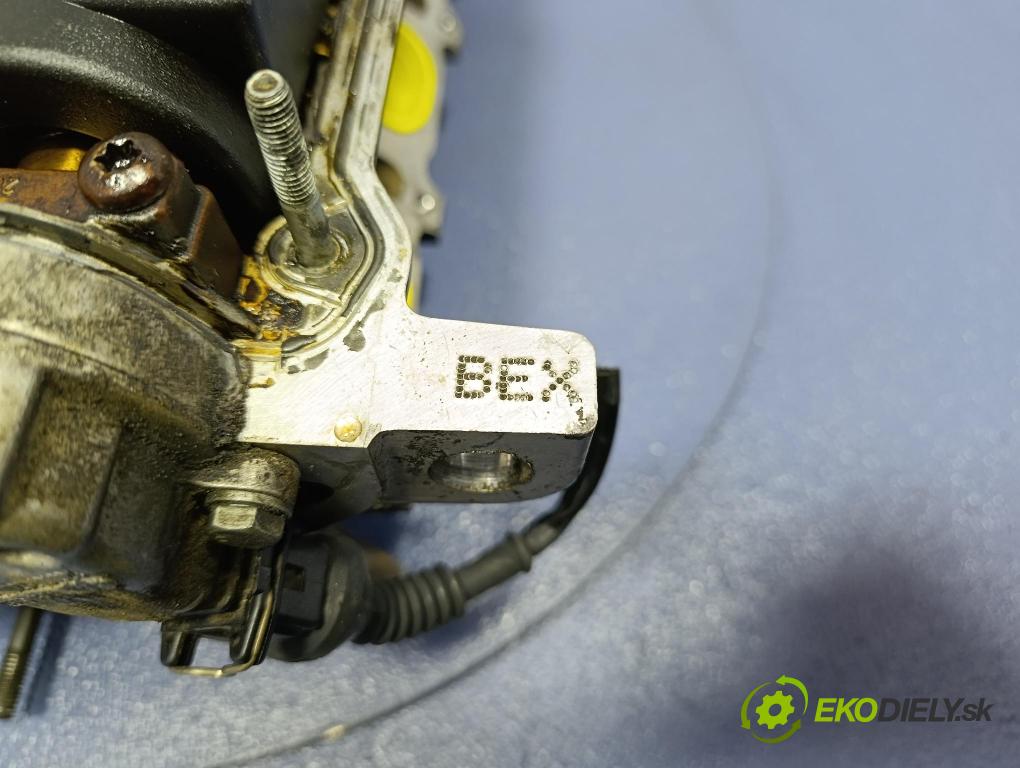 Audi A4 2003 hlava Motor: 06A103373AS