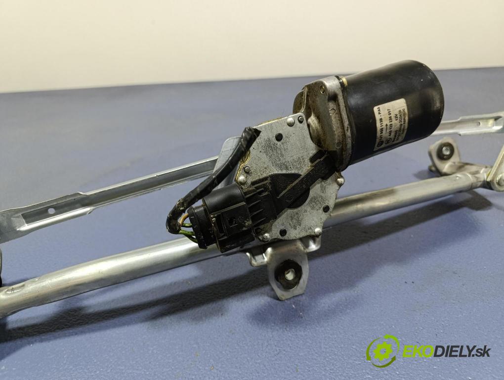 Vw Bora 2001 mechanizmus motor: Stierače: Predné 85570190