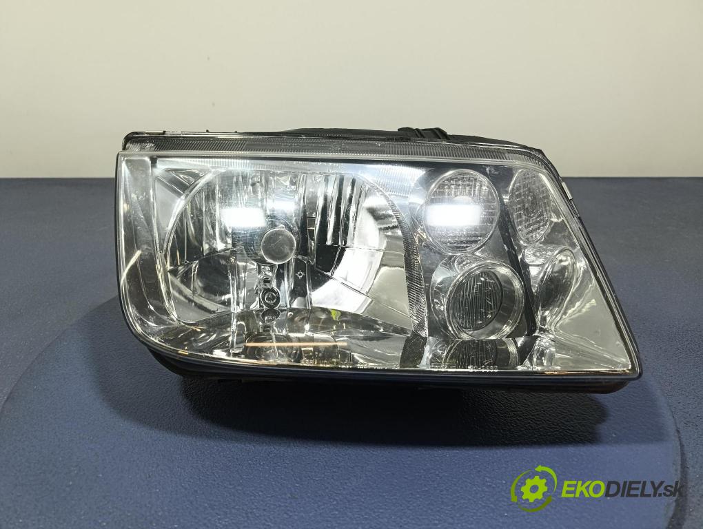 Vw Bora 2001 Reflektor: v pravo: 20-5653