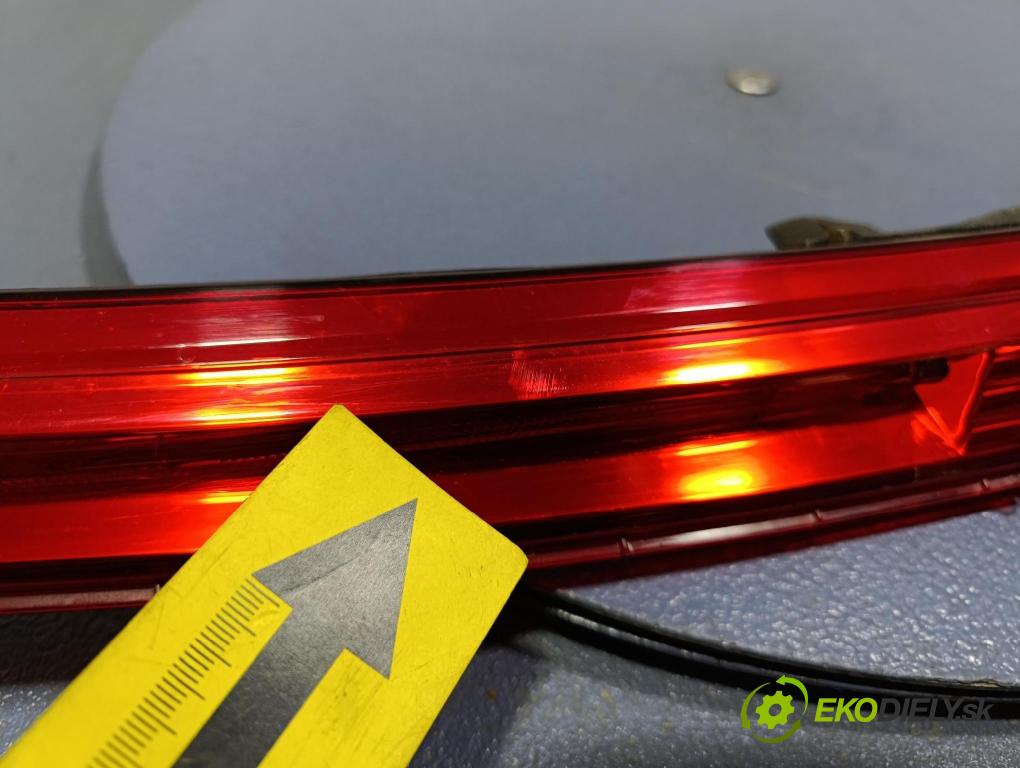 Citroen C4 picasso 2009 Svetlo: Stop: 9654435580