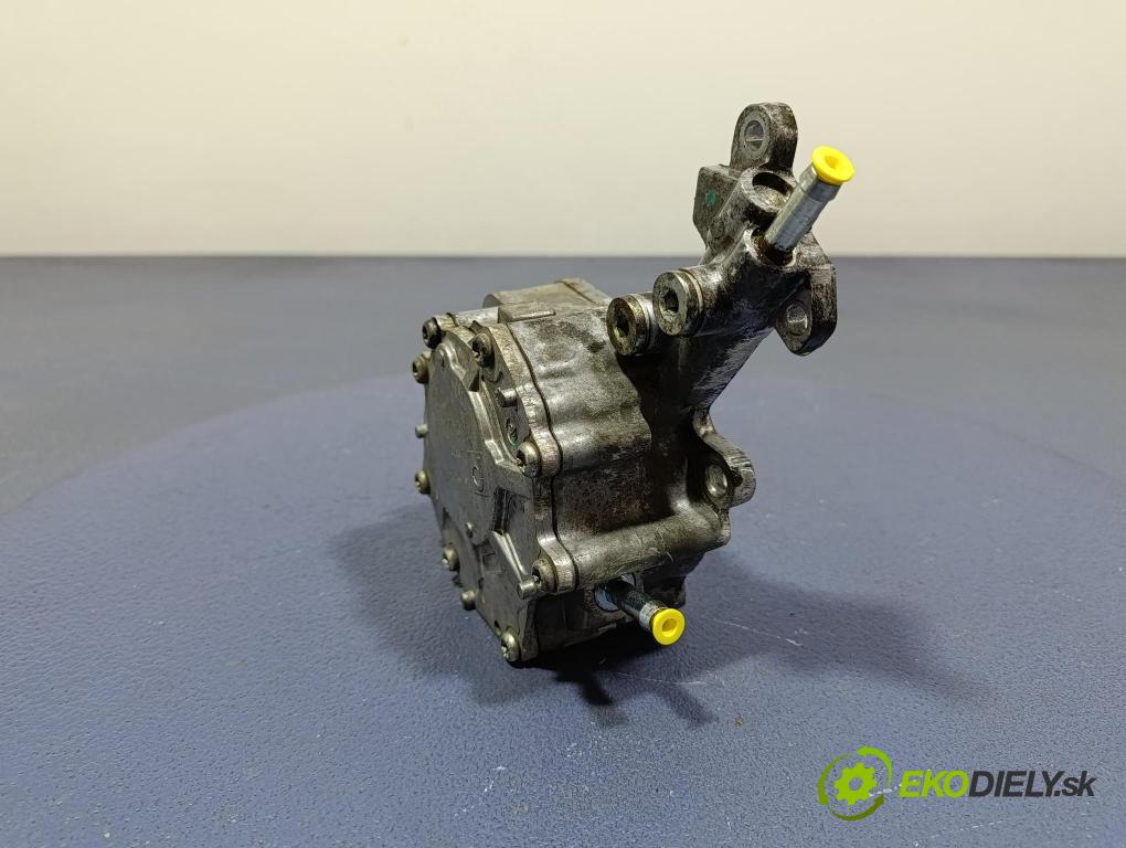 Seat Altea 2004 čerpadlo vákuová 038145209Q