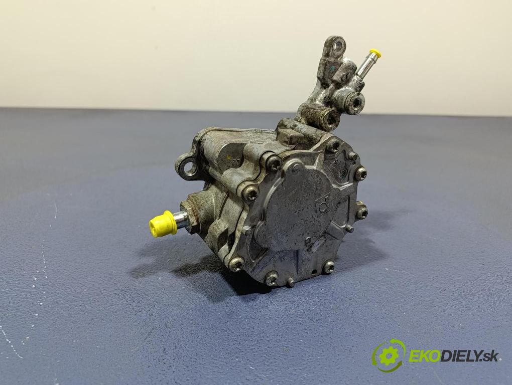 Seat Altea 2004 čerpadlo vákuová 038145209Q