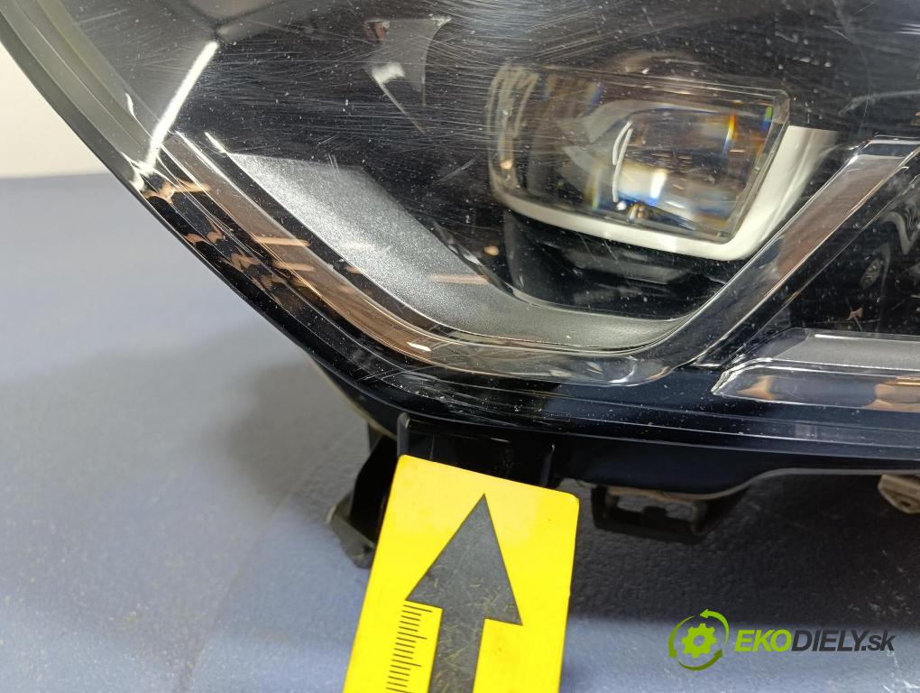 Renault Koleos 2019 Reflektor: Vľavo: 260600731R