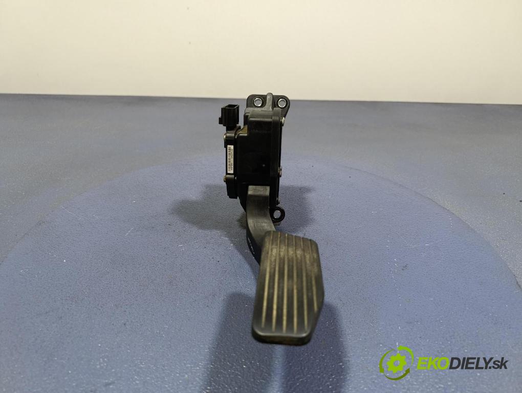 Kia Magentis 2009 pedal Plyn: 32726-2G300