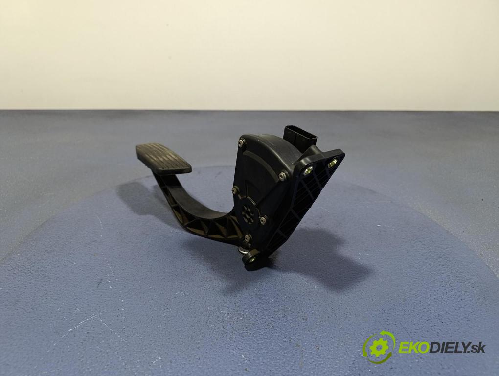 Kia Magentis 2009 pedal Plyn: 32726-2G300