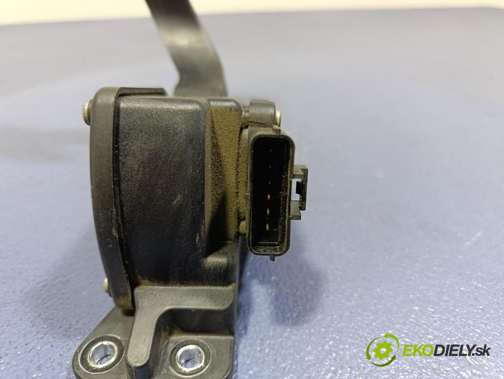 Kia Magentis 2009 pedal Plyn: 32726-2G300