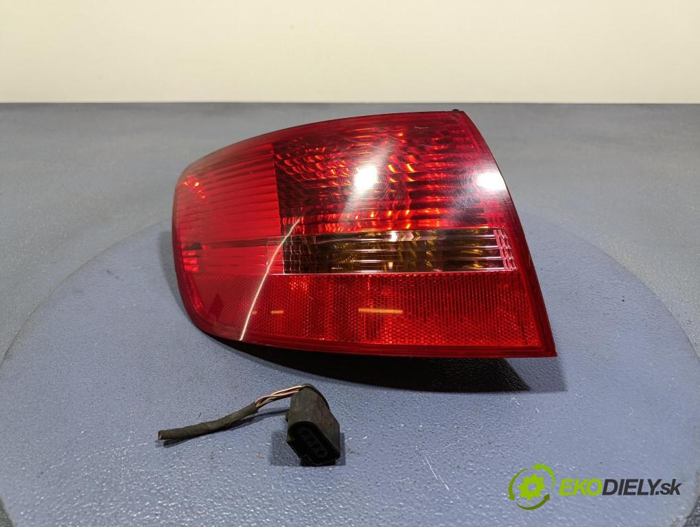 Audi A6 2006 svetlo / reflektor zad ľavá Vonkajsia: 4F9945095