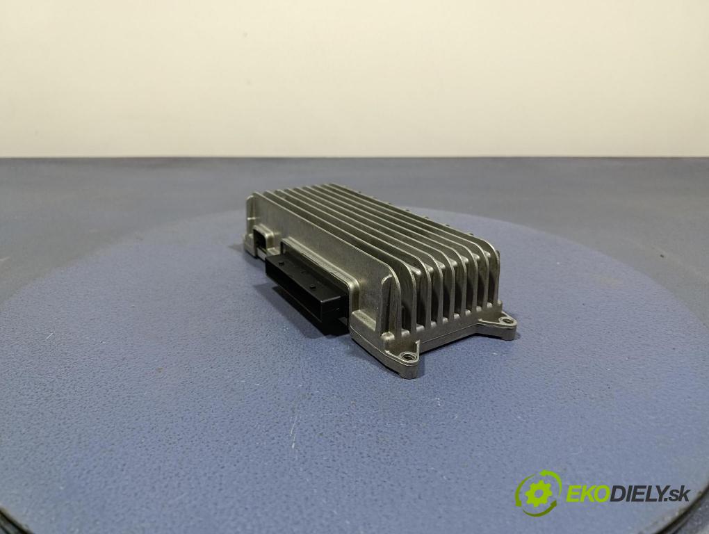 Audi A6 2006 Zesilovač: Rádio: Navigacia: 4F0910223H