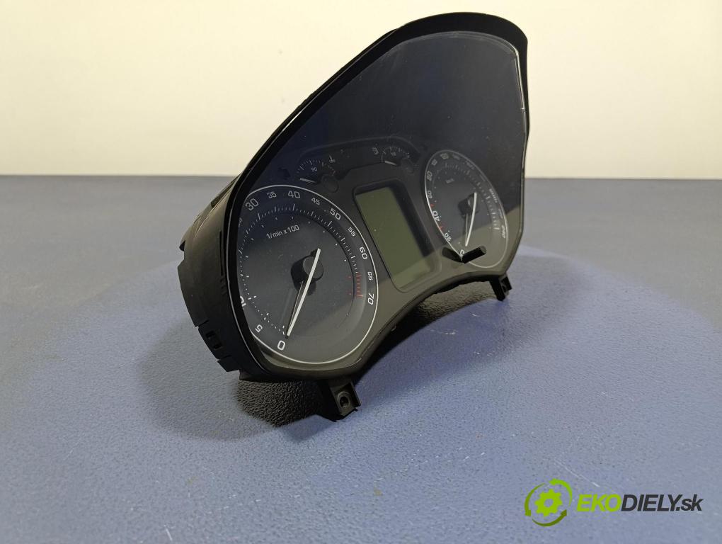 Skoda Octavia 2005 prístrojovka/ budíky 1Z0920841B