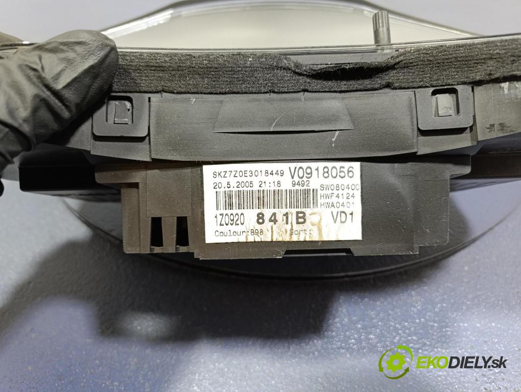 Skoda Octavia 2005 prístrojovka/ budíky 1Z0920841B