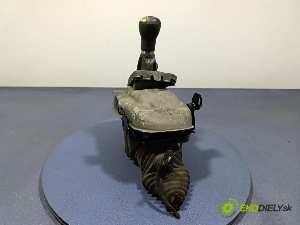 Audi A6 2006 Páka: Zmeny: 8E0711025