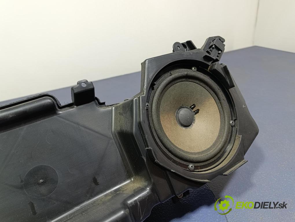 Audi A6 2006 Reproduktor / Subwoofer: 4F0035381B