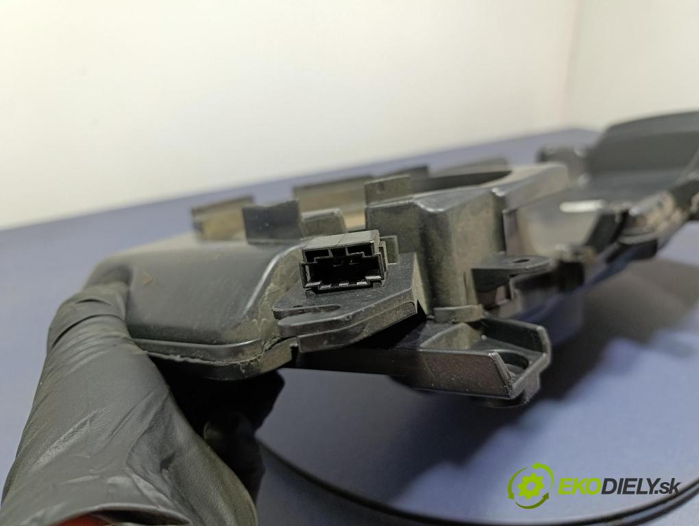 Audi A6 2006 Reproduktor / Subwoofer: 4F0035381B