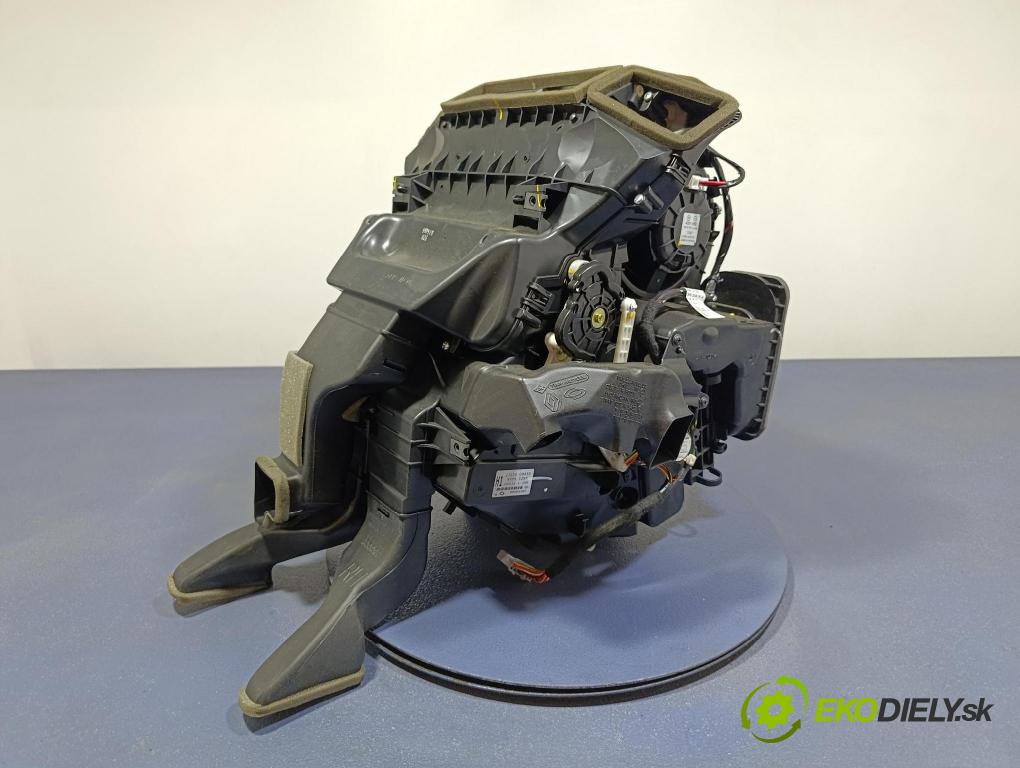Renault Koleos 2019 radiator 272700945R