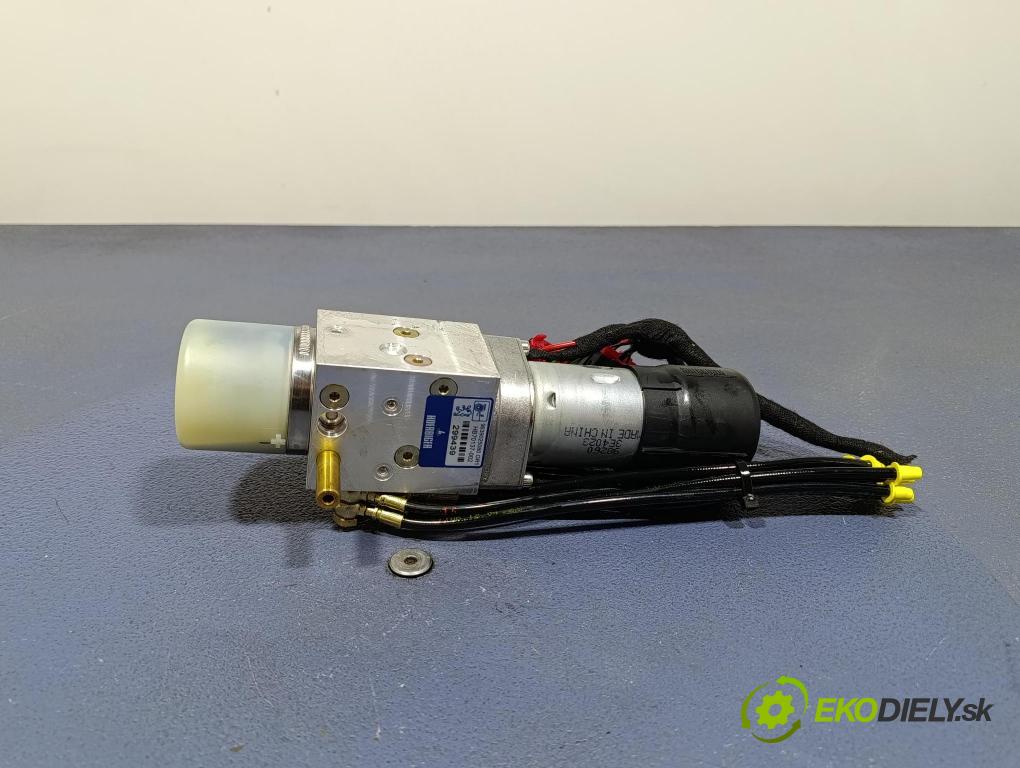Peugeot 206 2005 čerpadlo Hydraulicky: 9639025080