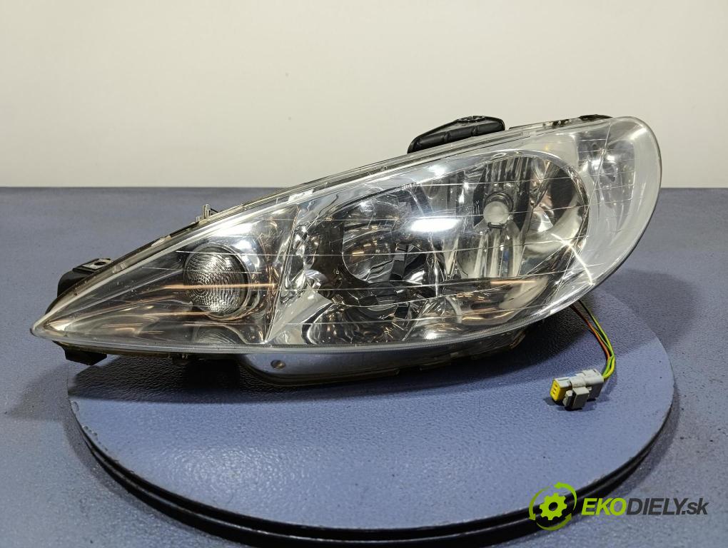 Peugeot 206 2005 Reflektor: Vľavo: 9628666880
