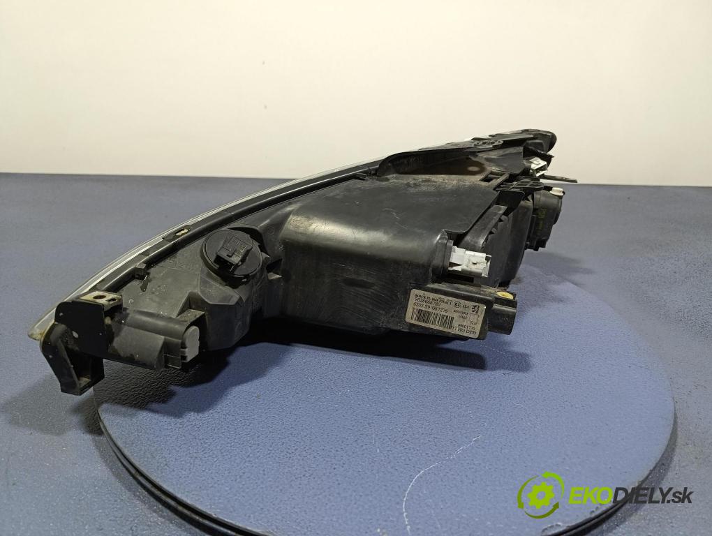 Peugeot 206 2005 Reflektor: v pravo: 9628666780