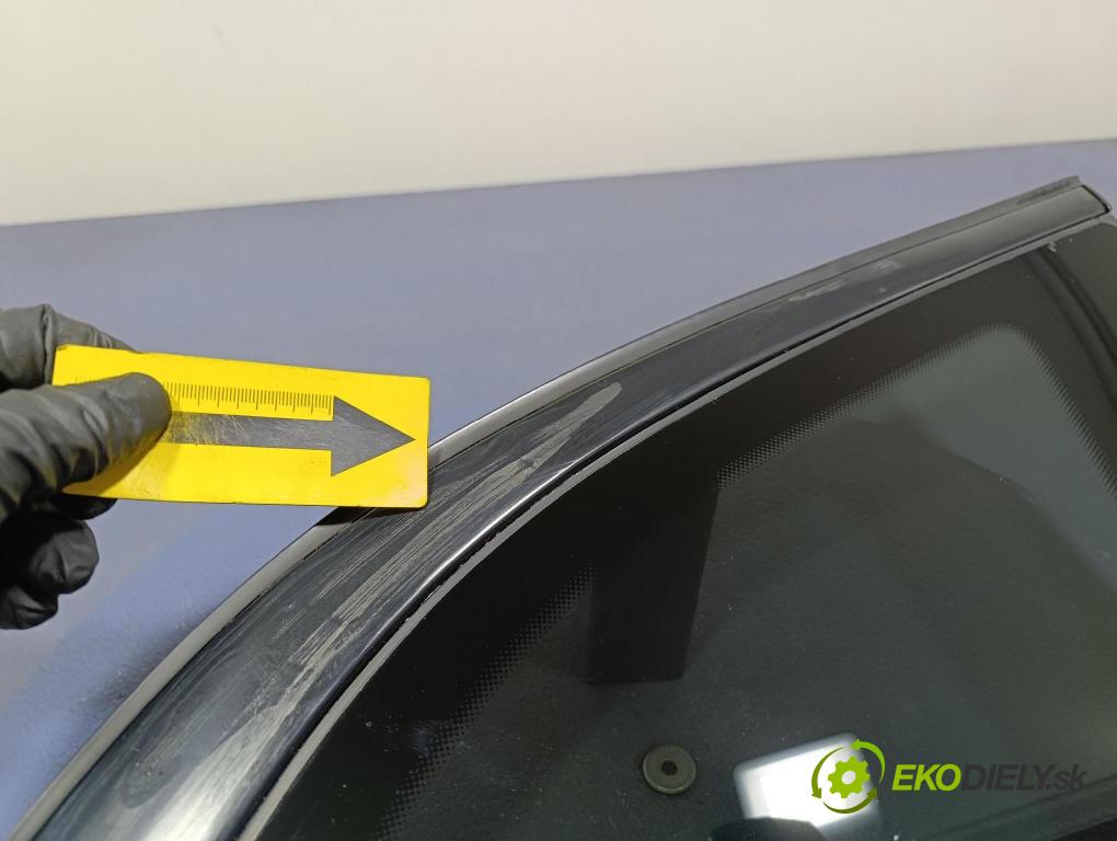 Renault Koleos 2019 sklo Karoséria: zad 