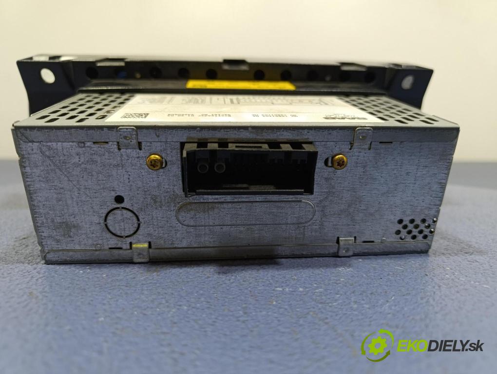 Saab 9-3 2004 Radio I Navigácia: 12799615