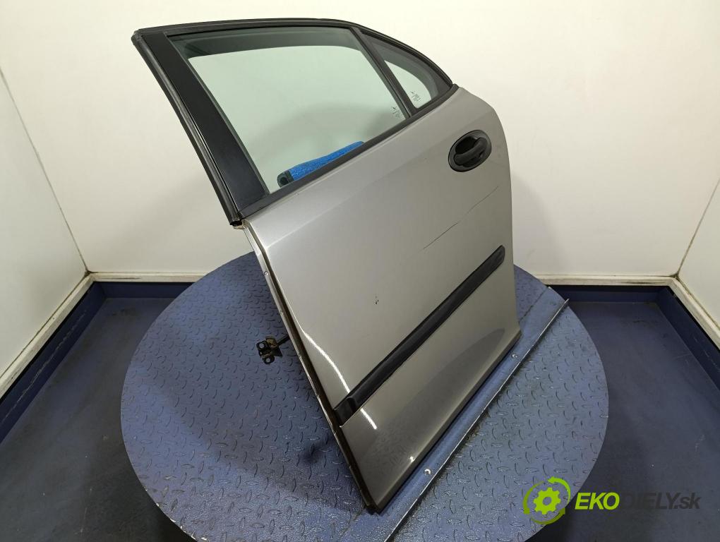 Saab 9-3 2004 dvere zad Vľavo:
