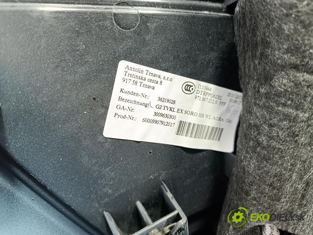 Porsche Panamera 0 Čalounictví: dvere zad Prava: 971867212R