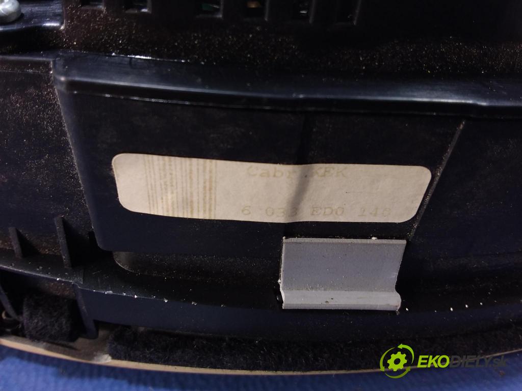 Audi A4 0 prístrojovka/ budíky 8H0920982B