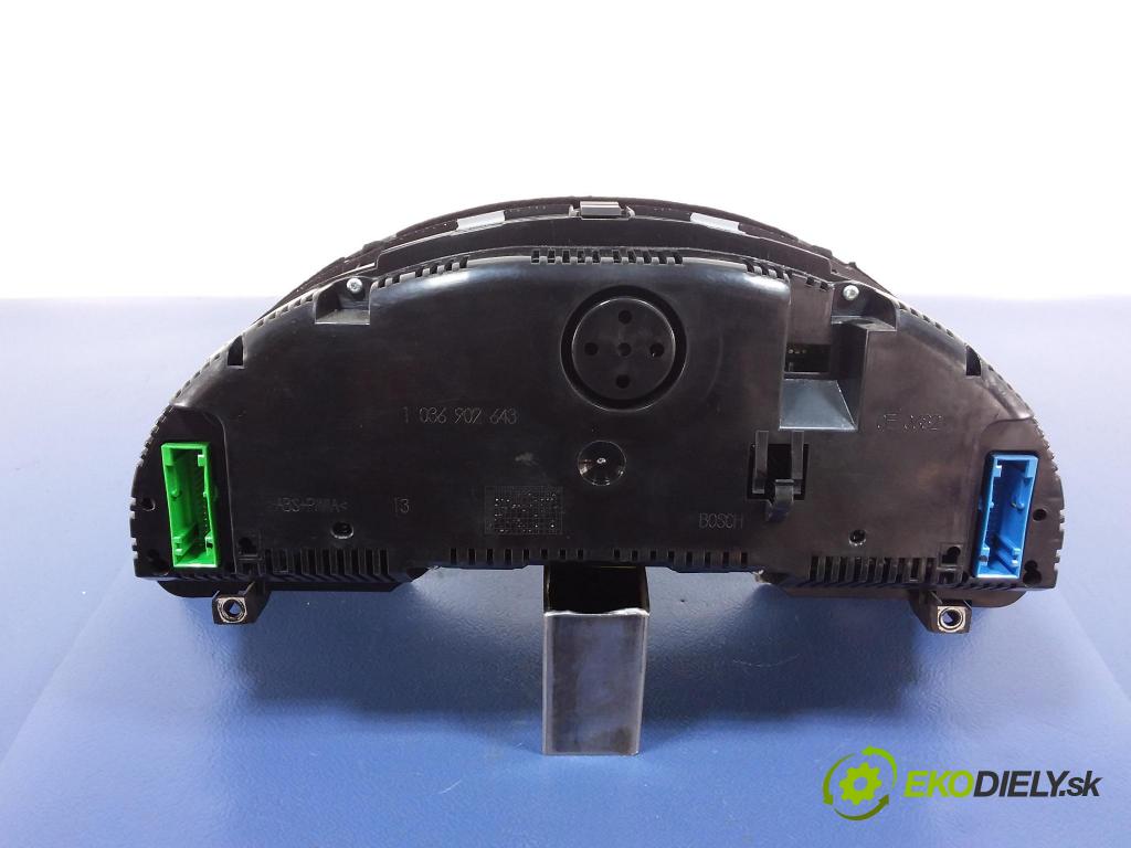 Audi A4 0 prístrojovka/ budíky 8H0920982B