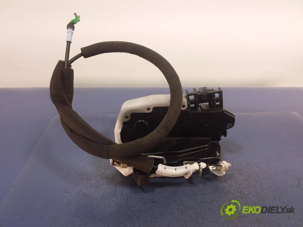 Nissan Nv200 2011 zámek dveře před Levý: