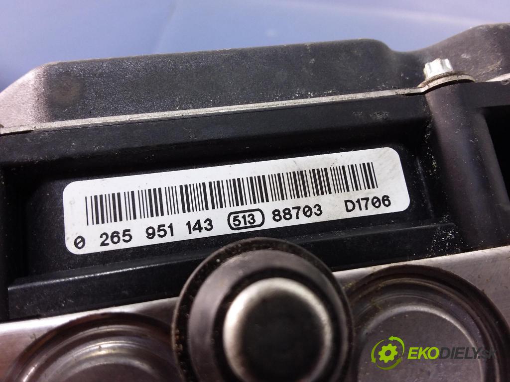 Infiniti G37 2009 čerpadlo ABS x 0265951143