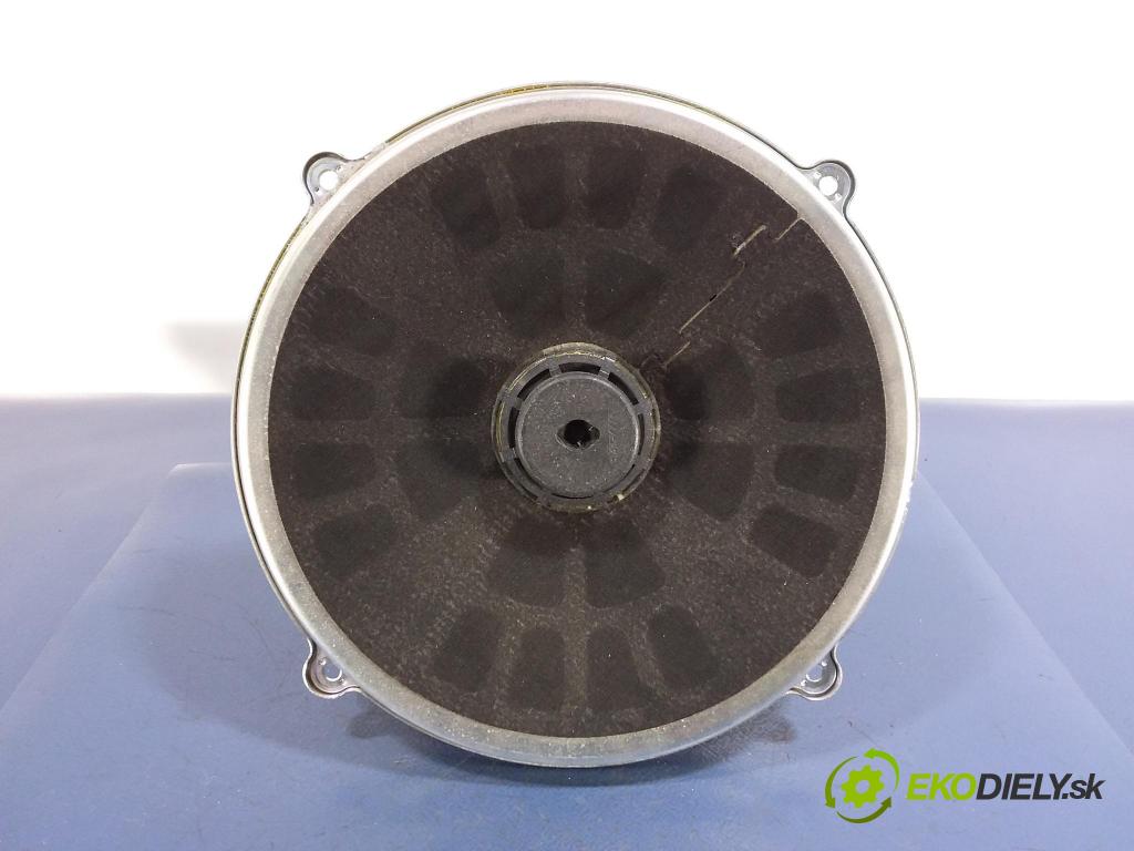 Infiniti G37 2009 Reproduktor / Subwoofer: 28138-JK11A