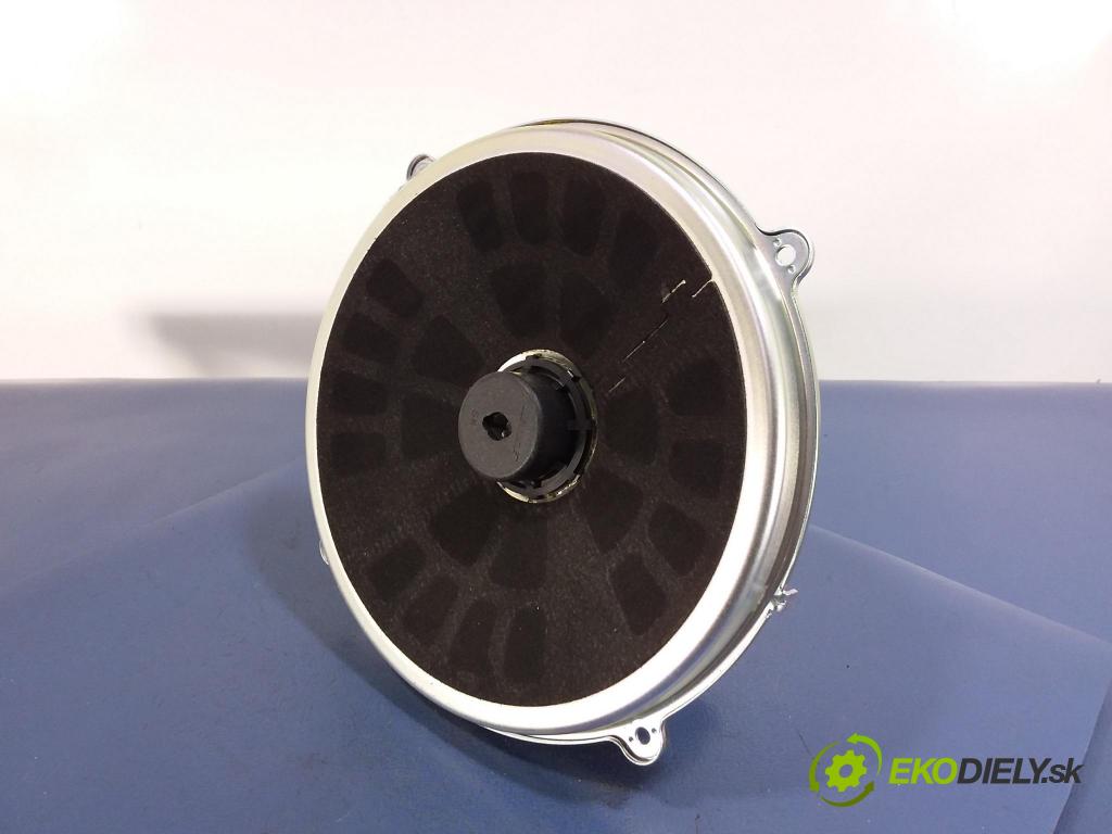 Infiniti G37 2009 Reproduktor / Subwoofer: 28138-JK11A