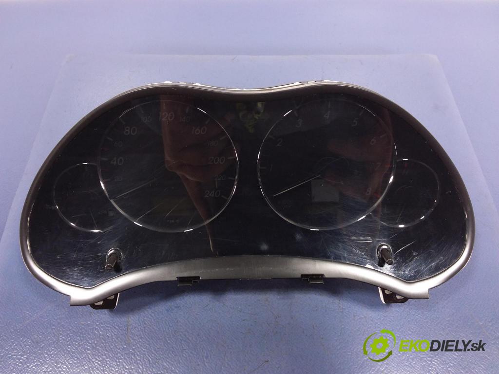 Toyota Avensis 2005 prístrojovka/ budíky 83800-05532