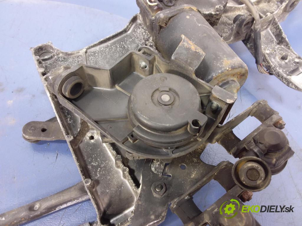 Lancia Phedra 2002 mechanismus motorek Stěrače: před