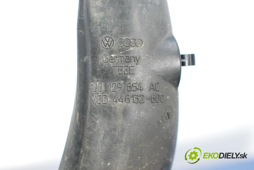 Vw Golf 2002 rúrka Vzduch: 1J0129654AC