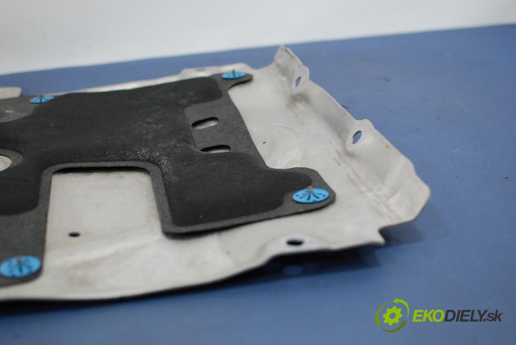 Land Rover Range rover 0 kryt Plast: podvozek: CPLA-5F002