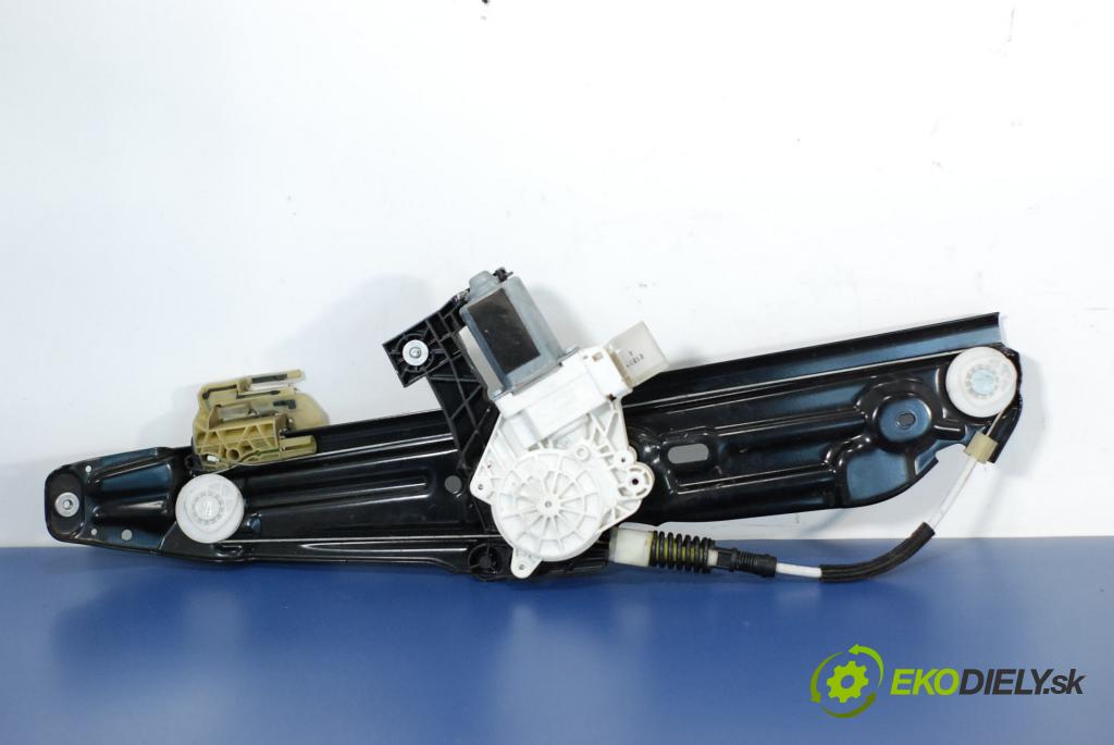 Bmw Seria 5 0 mechanismus stahování Sklenka: Zad: v pravo: 7182122