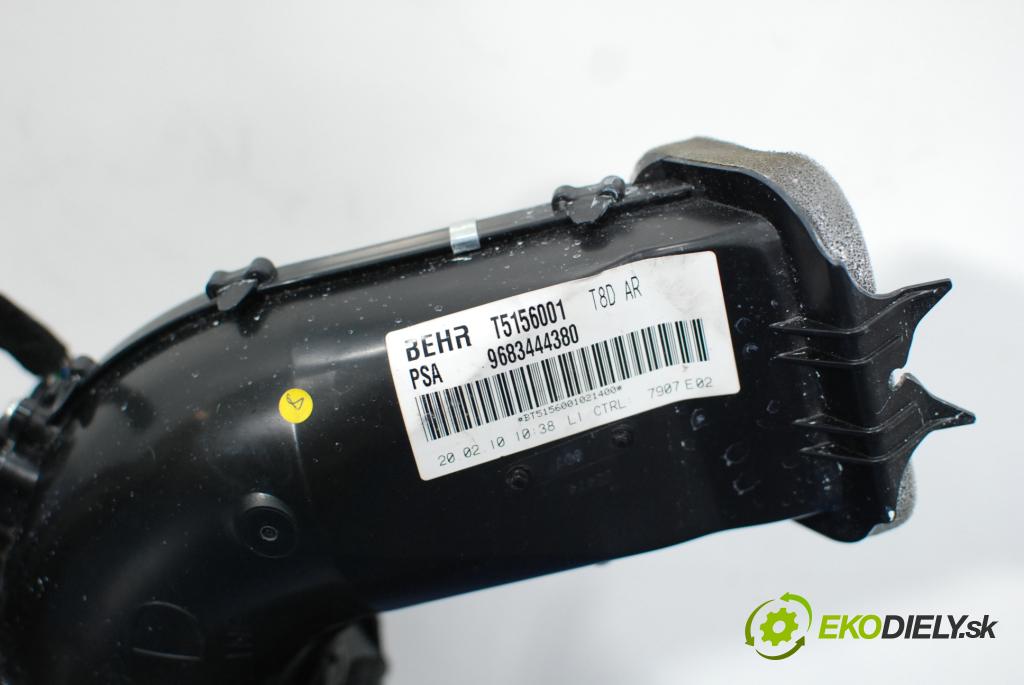 Peugeot 5008 2010 ventilátor Vzduch: 9683444380