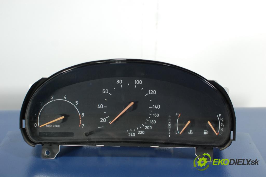 Saab 9-5 1998 prístrojovka/ budíky 69795-610T