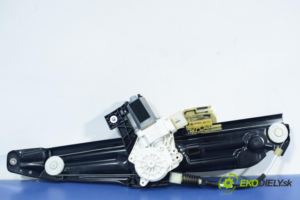 Bmw Seria 5 2012 mechanismus stahování Sklenka: Zad: v pravo: 7182122