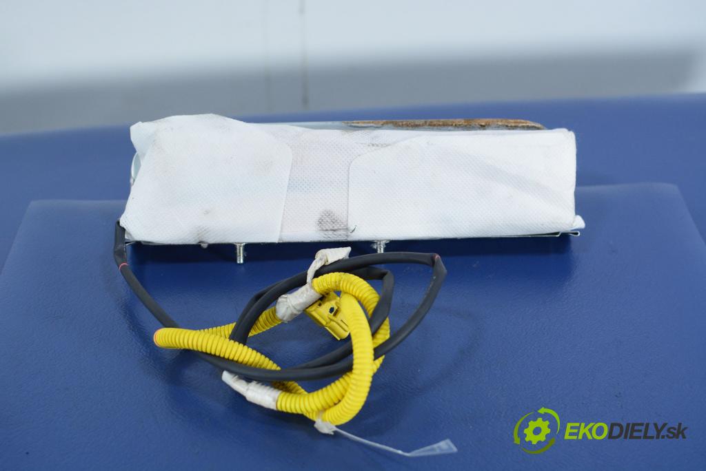 Subaru Forester 2011 Airbag: Sedadlo: x