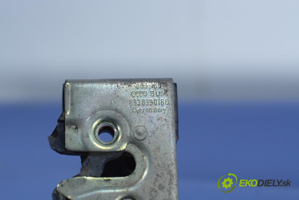 Audi 80 1991 zámek dveře Zad: v pravo: 893839016C