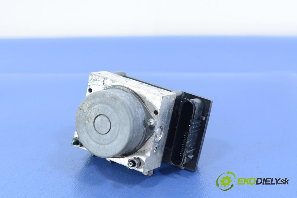 Renault Scenic 2007 čerpadlo ABS x 8200737985