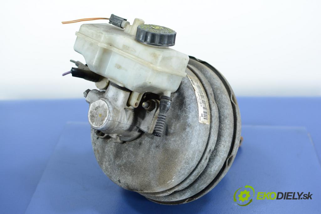 Mercedes Vaneo 2003 servo Brzdní: A0054301530