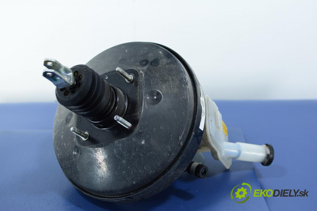 Nissan Micra 2010 servo Brzdní: 460071HB2A