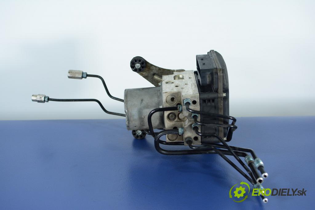 Bmw Seria 7 2010 čerpadlo ABS x 6797054