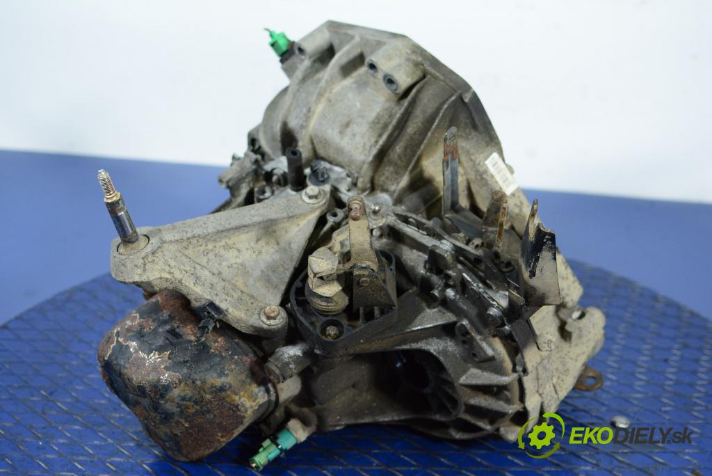Nissan Micra 2004 prevodovka Výbava: JHQCG 820024